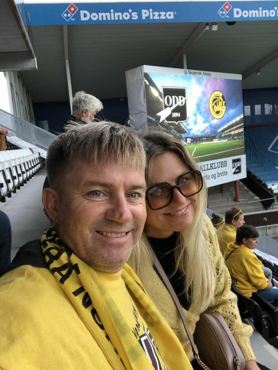 KOS TROSS TAP. Synnøve og Bjørn-Eirik Aanstad koste seg på Skagerak arena i Skien da Bodø/Glimt var der den siste helga i august, til tross for at det ble tap mot Odd. KOS TROSS TAP. Synnøve og Bjørn-Eirik Aanstad koste seg på Skagerak arena i Skien da Bodø/Glimt var der den siste helga i august, til tross for at det ble tap mot Odd.