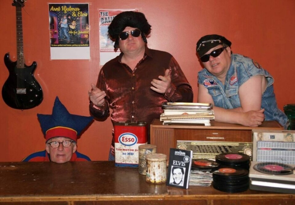 MUSIKK OG HUMOR. Fra Vidda til Vegas er et humoristisk-musikalsk show som skal spilles i Fauske kino torsdag 2. mai. MUSIKK OG HUMOR. Fra Vidda til Vegas er et humoristisk-musikalsk show som skal spilles i Fauske kino torsdag 2. mai.