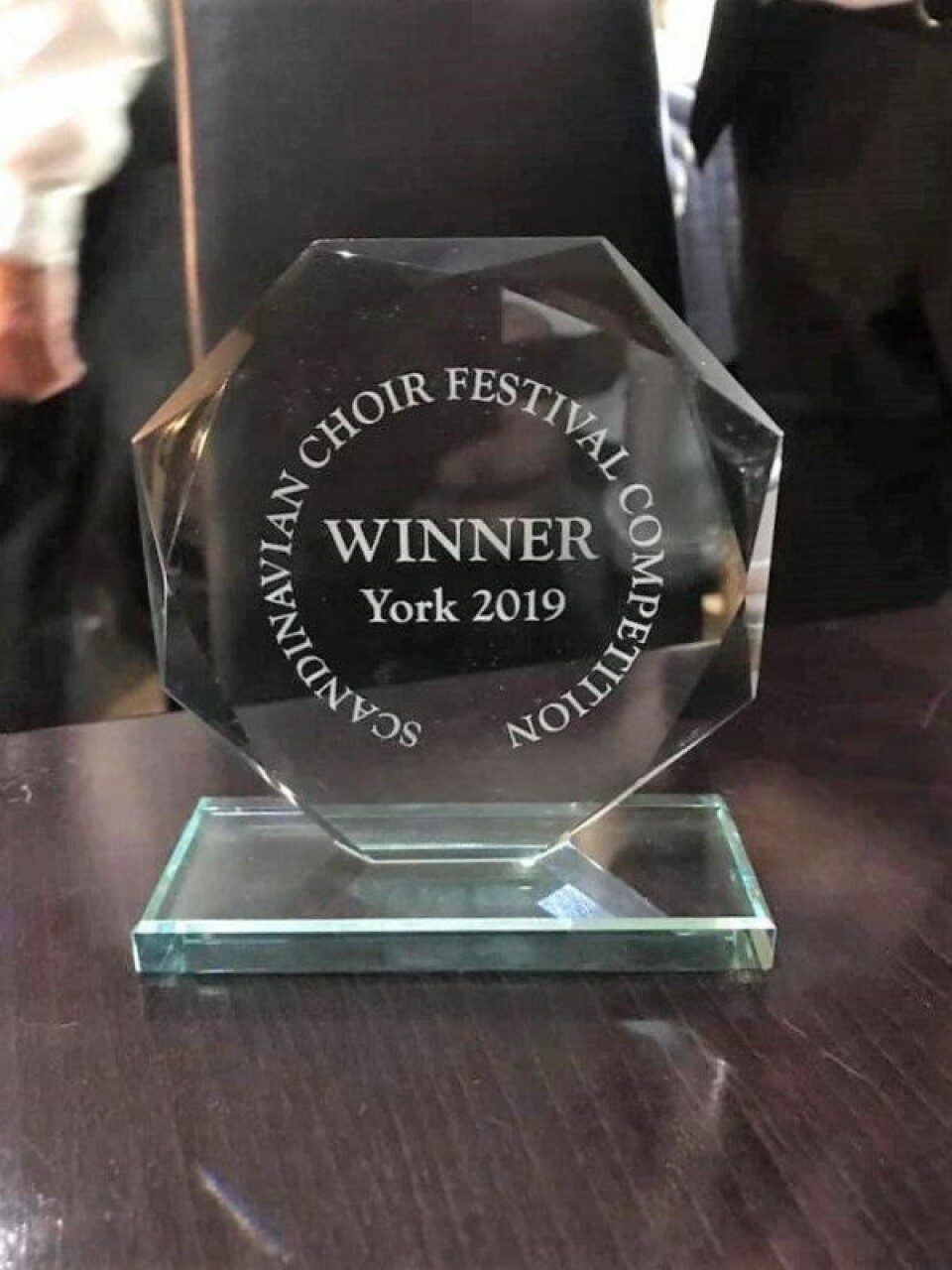 FØRSTEPRISEN. - Dette er en slags anerkjennelse om at det vi holder på med fungerer godt, uttaler dirigenten Ole Bøhlerengen. FØRSTEPRISEN. - Dette er en slags anerkjennelse om at det vi holder på med fungerer godt, uttaler dirigenten Ole Bøhlerengen.