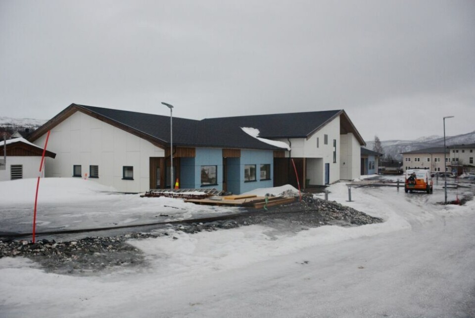 UTSATT. Åpningen av Buen var egentlig planlagt i løpet av uke 12. Men etter en befaring med Husbanken måtte det gjøres enkelte justeringer. UTSATT. Åpningen av Buen var egentlig planlagt i løpet av uke 12. Men etter en befaring med Husbanken måtte det gjøres enkelte justeringer. Foto: Helge Simonsen