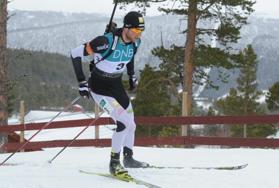 SØLVGUTT. Alexander Os blr nummer to på sprinten under NM i skiskyting lørdag. SØLVGUTT. Alexander Os blr nummer to på sprinten under NM i skiskyting lørdag. Foto: Svein Halvor Moe