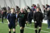 DOMMERE SØKES. Tom Gunnar Rasmussen (til høyre) er dommeransvarlig i Fauske/Sprint. Her er han assistentdommer sammen med Davy Wathne som dømte kampen mellom «Manchester United» og «Bodø/Glimt» i mars i år. Til venstre assistentdommer nummer to, Maik Tollstadløkken. Arkivfoto: Espen Johansen