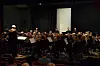 FULLT PÅ SCENEN. Helgas seminar ble avsluttet med konsert i Sulitjelma samfunnshus med Glomfjord hornmusikkforening, Bodø harmonimusikk og Sulitjelma musikkorps, under ledelse av dirigent Knut Thorbjørnsen. Alle foto: Eva S. Winther