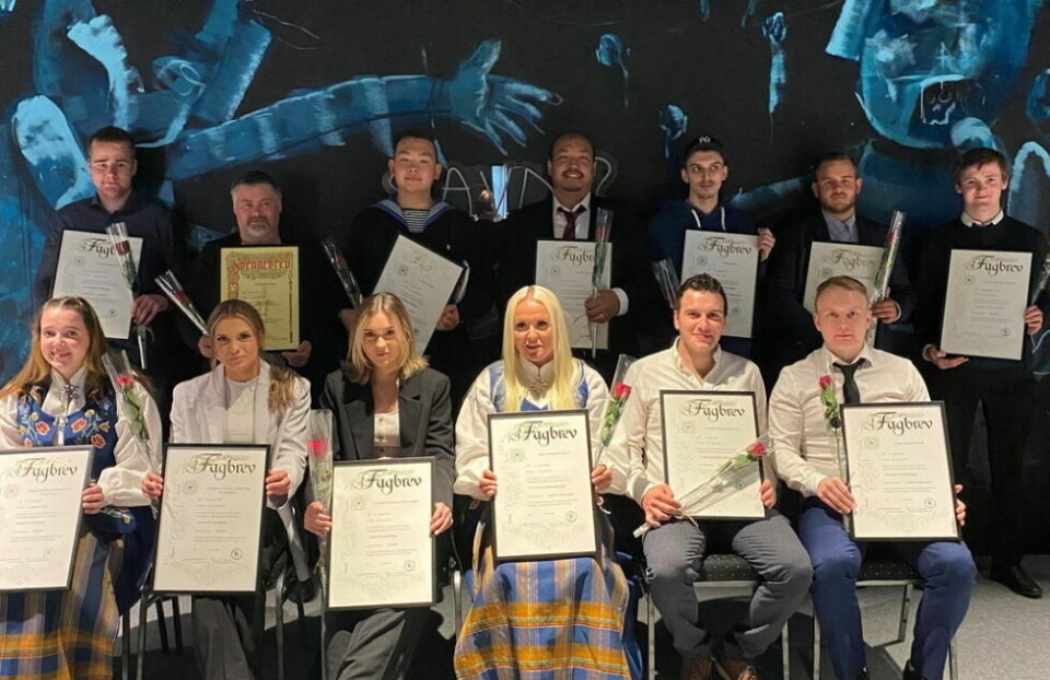 HØYTIDELIG STUND. 23. mai i fjor var det høytidelig overrekkelse av fagbrev i Saltdal. Neste uke er det ny utdeling av fagbrev til mottakere fra hele Indre Salten. HØYTIDELIG STUND. 23. mai i fjor var det høytidelig overrekkelse av fagbrev i Saltdal. Neste uke er det ny utdeling av fagbrev til mottakere fra hele Indre Salten. Foto: ISOK