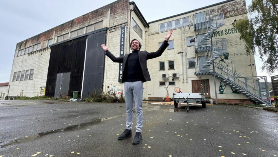 - HELT SPESIELT. - Det er noe helt spesielt med dette stedet som ikke finnes andre plasser. Det er derfor jeg ikke kunne si nei da jeg ble spurt om denne jobben, sier Ryan Lewis til Saltenposten. - HELT SPESIELT. - Det er noe helt spesielt med dette stedet som ikke finnes andre plasser. Det er derfor jeg ikke kunne si nei da jeg ble spurt om denne jobben, sier Ryan Lewis til Saltenposten. Foto: Helge Simonsen