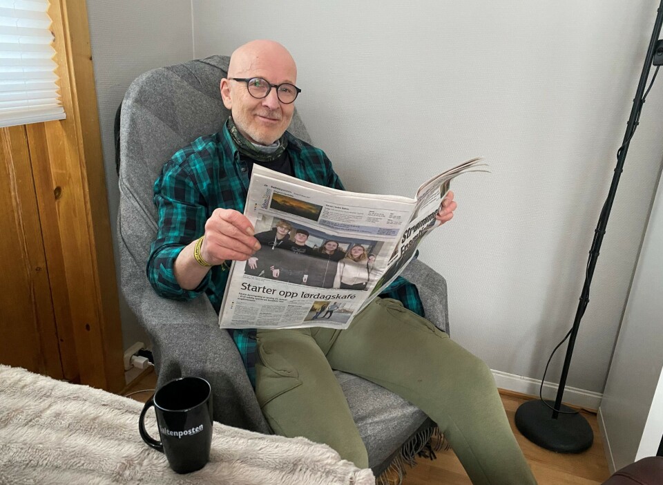 MYE OPPSTYR. Etter at han ble intervjuet i Saltenposten om kollisjonen med elg i skiløypa for 10 år siden, fikk han henvendelser fra både riksaviser og NRK Radio. - Jeg måtte slå av telefonen til slutt, sier Tor-Jonny Hansen.