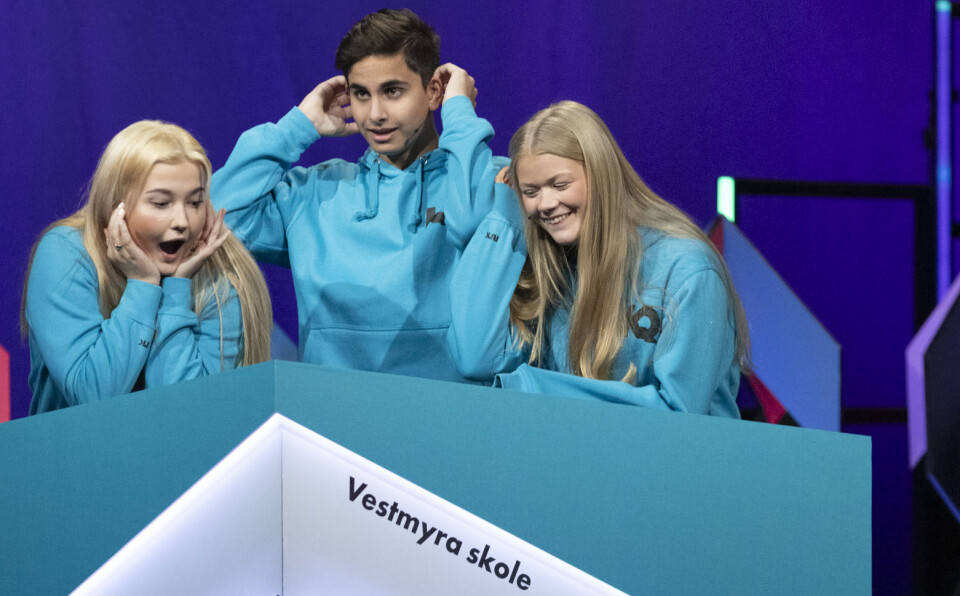 I DELFINALEN. I delfinale 2 i Klassequizen deltok Natalie Sletteng Karlsen, Fillip Kjærran og Miriam Olsen fra Vestmyra.