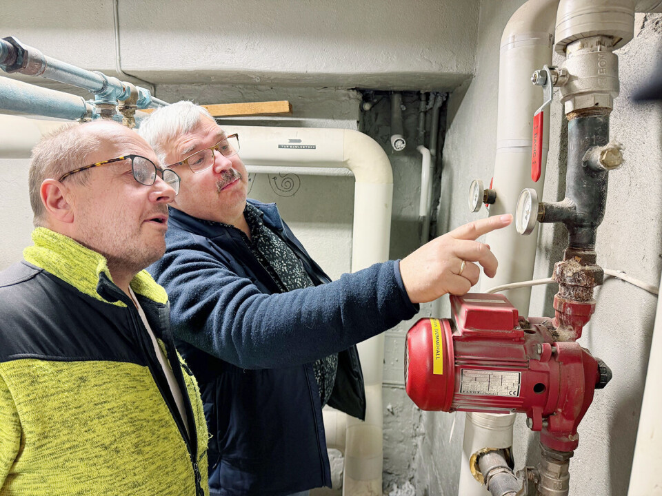Ivar Jansen og Leif-Inge Almo kan konstatere at de sparer betydelige summer ved å bruke Esaves system.