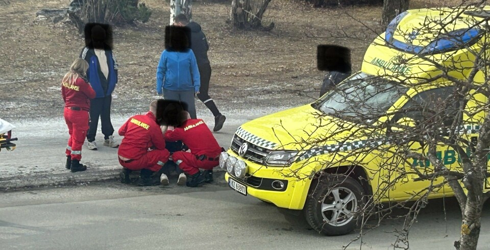 PÅKJØRT. En person er fraktet til sykehus med helikopter etter en ulykke på Rognan.