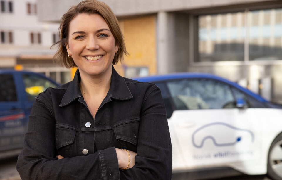 MILEPÆL. Christina Bu, generalsekretær i Norsk elbilforening kan feire nok en milepæl i norsk elbilhistorie, med over 900 000 elbiler som nå ruller på veiene.