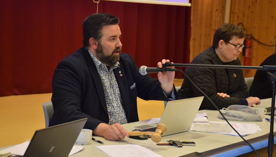 HENTER INN HJELP. Kommunedirektør Torill Mørkhagen vil hente inn eksterne for å evaluere kommunens regnskapsfunksjon. Her sammen med ordfører Kolbjørn Mathisen.