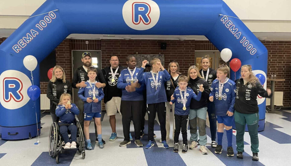 DRØMMEHELG. Julie og Saga, Øyvind og Mathias, Stian, Joseph og David, Rønnaug, Ken Filip, Therese og Eivind, Maren, Krisander og Ida fikk en helg full av opplevelser i Bergen da Stjernelaget representerte Fauske/Sprint på Landsturneringen.