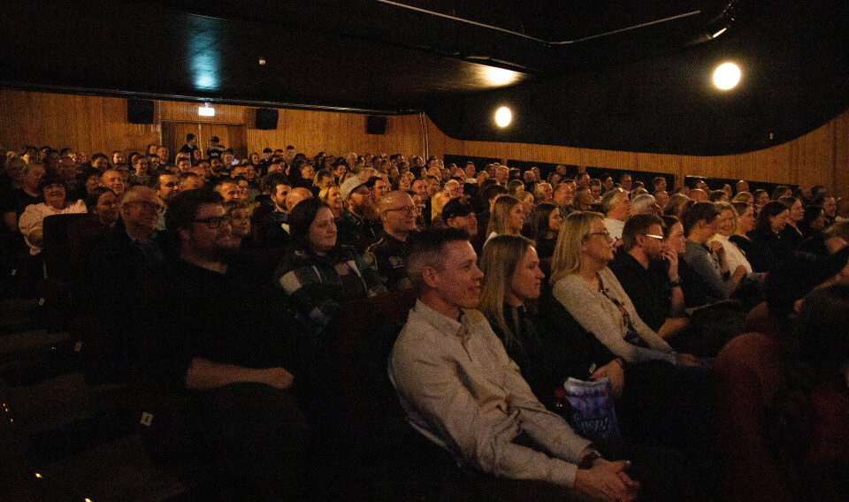 Publikum klager fortsatt på lyset på Fauske kino