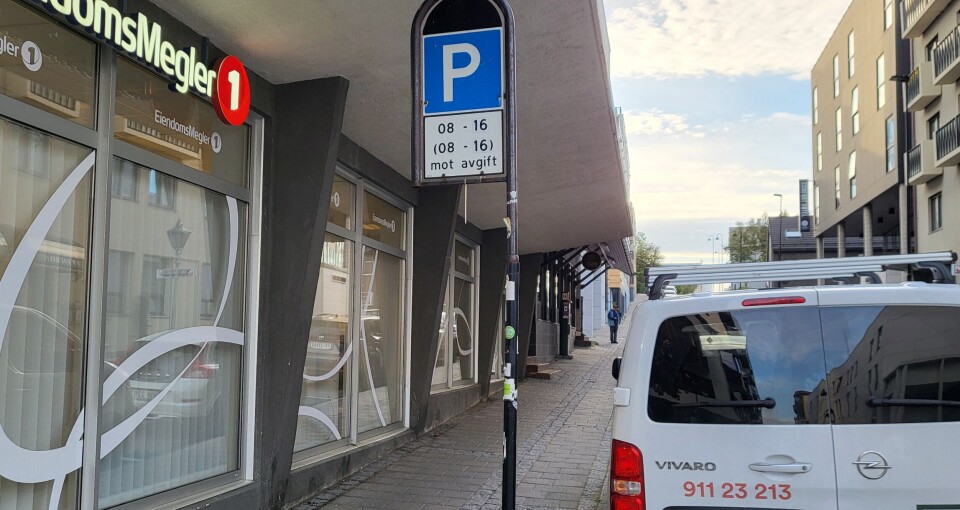 Parkeringsordningen skal opp til debatt